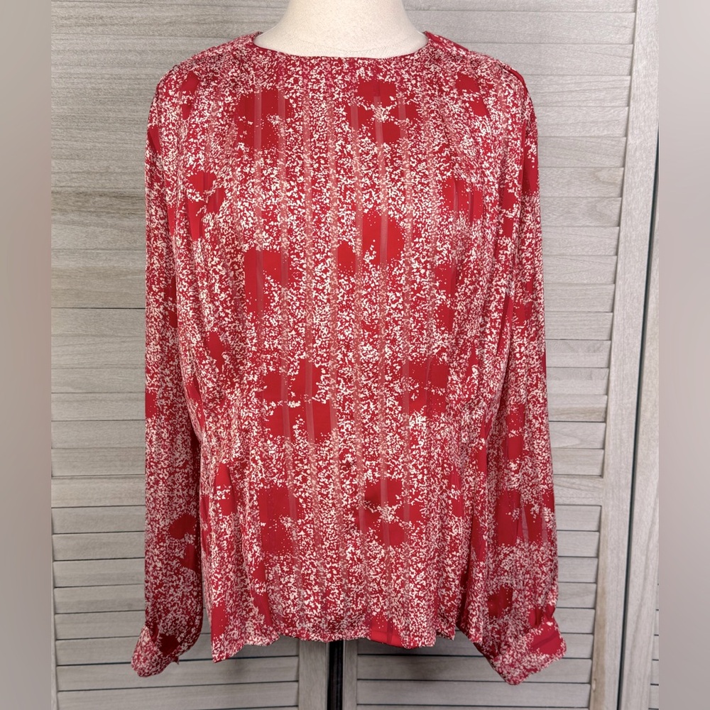 NICOLA Red & White Patterned Button Back Long Sleeve Blouse-14